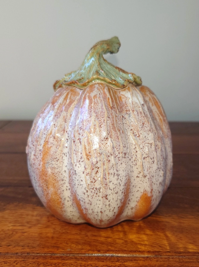 Stoneware lidded pumpkin pot