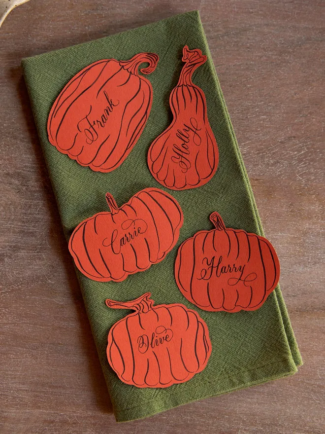 Halloween pumpkin place cards