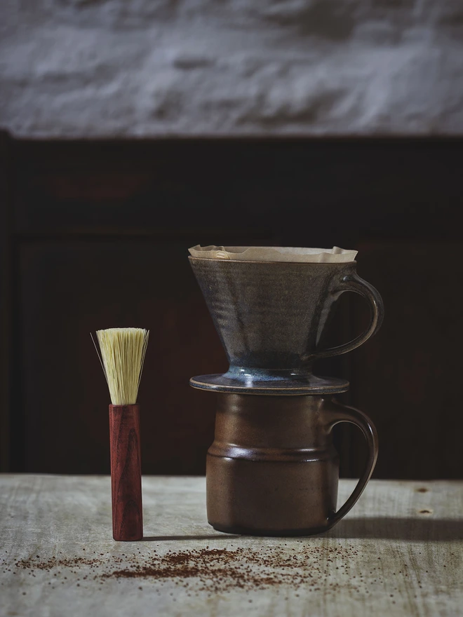 Coffee brush - red