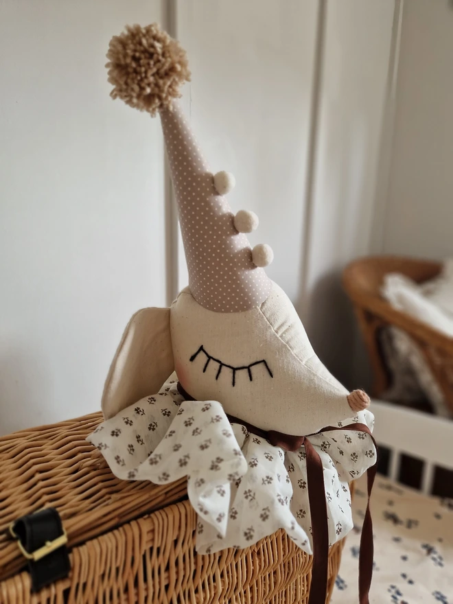 Beige Circus Mice Hanging Wall art, Mouse Nursery Decoration, Animal Head