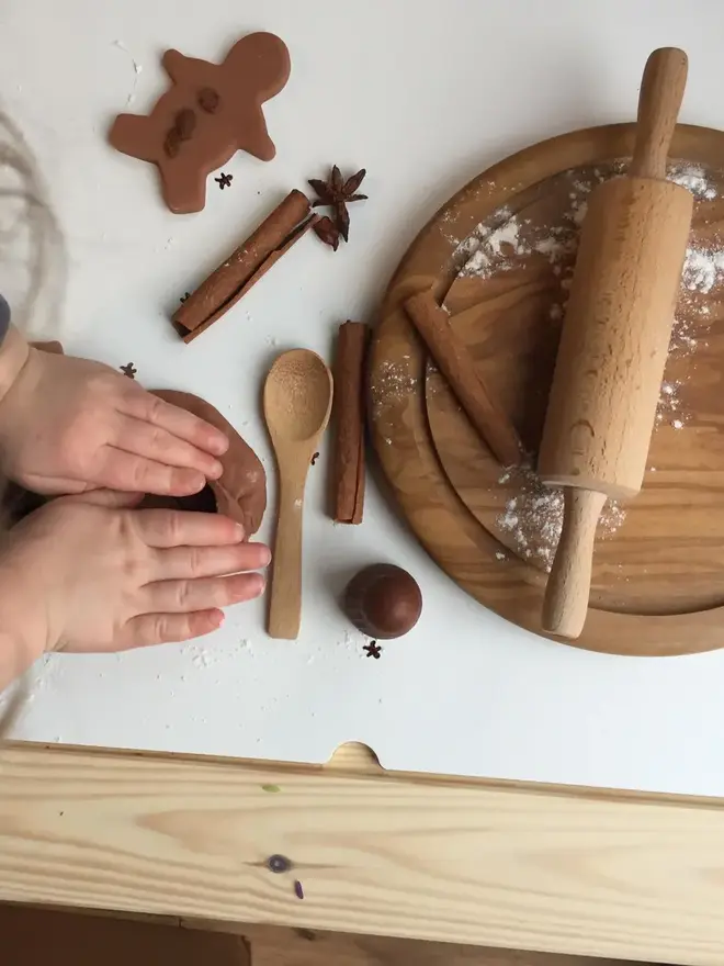 Christmas Gingerbread Baking Playdough Kit