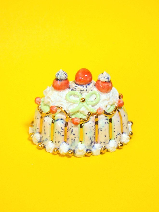 Pistachio Delight Cake Sculpture