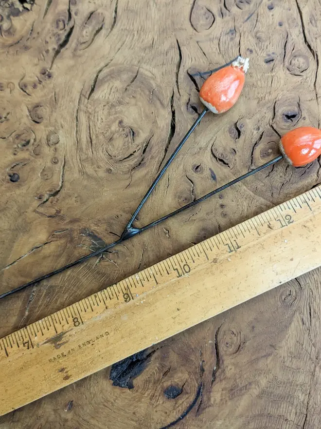 Ceramic Rosehip Flowers (Set Of 2 Stems 4 Berries)