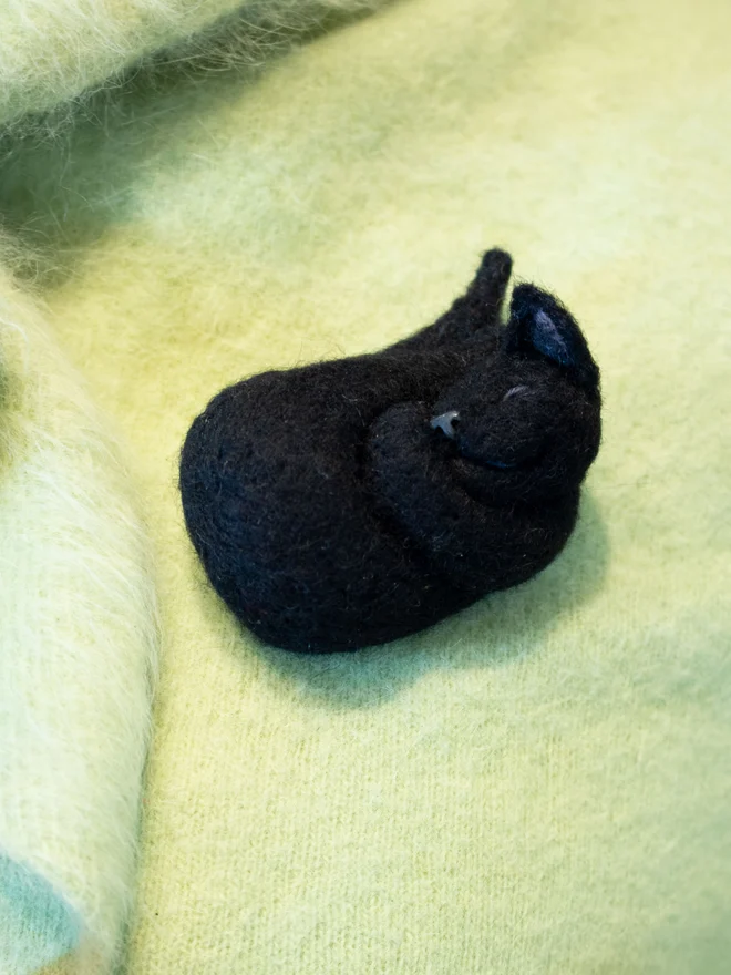 Needle-Felted Black Cat Brooch Close Up