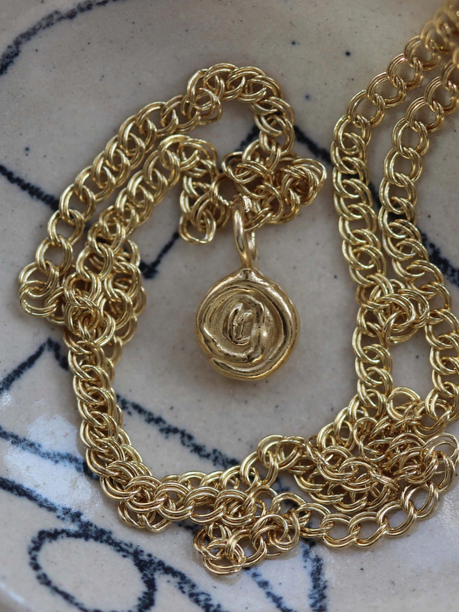 Spiral gold necklace