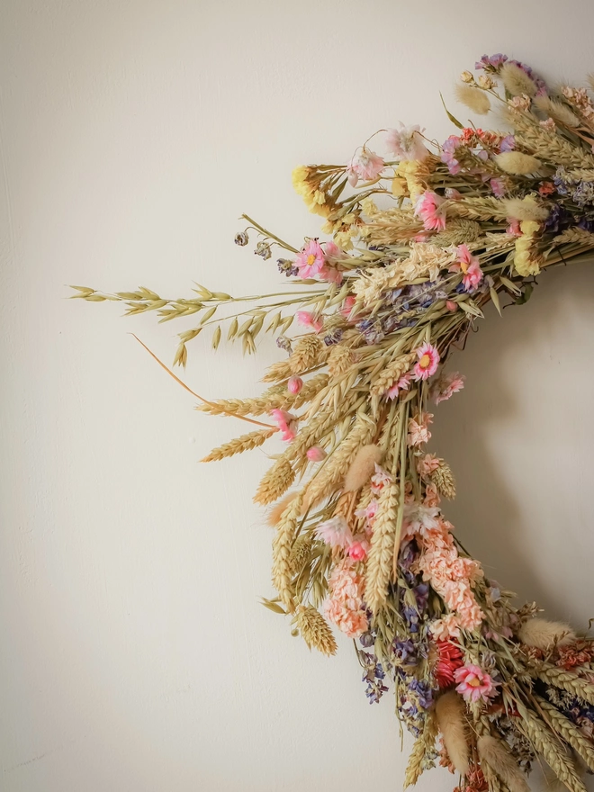 'Valais' Everlasting Dried Wreath