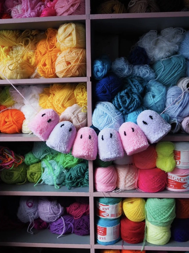 Ghost Garland Pom Pom DIY Kit 