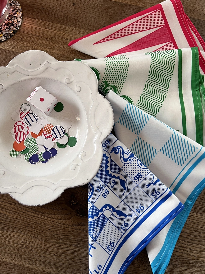 Mr.PS Board Game set of 4 napkins ready to play