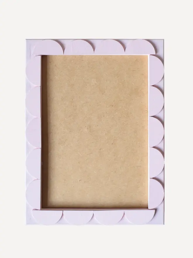 peony stained scallop frame