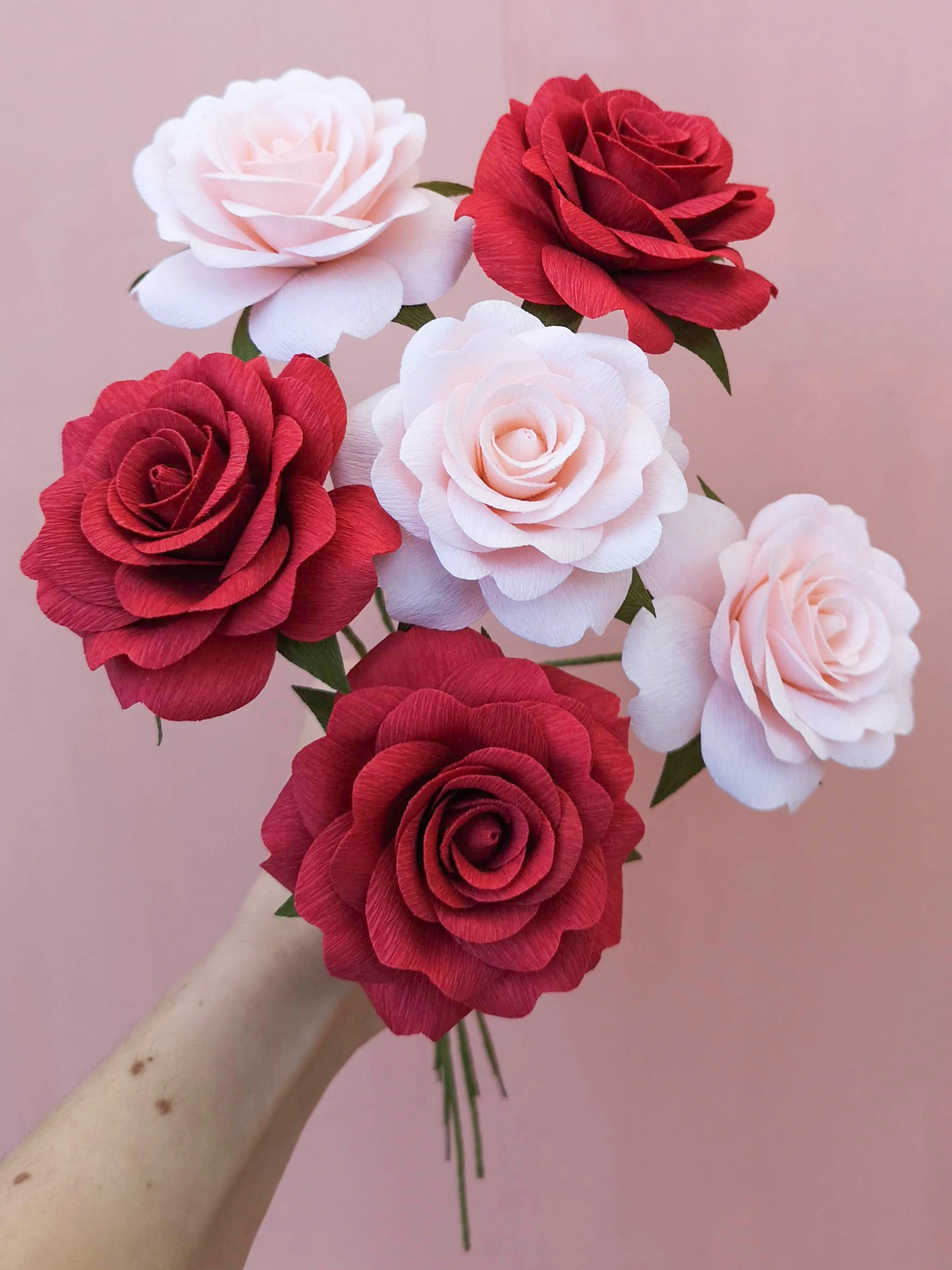 6 paper roses in a mix of blush pink and red