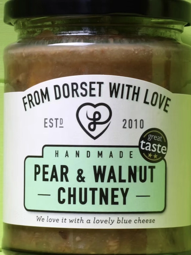 Pear & Walnut Chutney