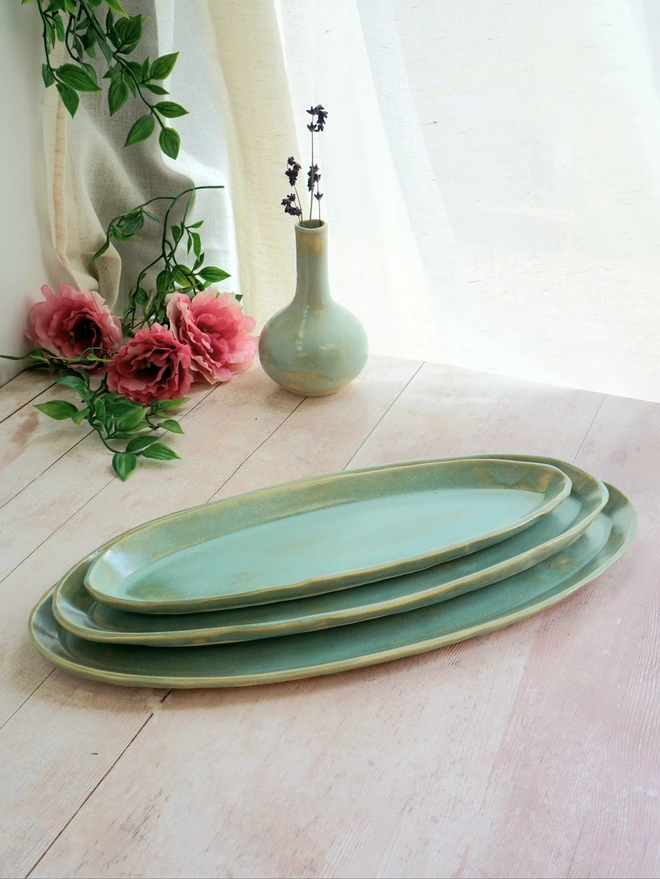 ceramic serving platter, oval platter, serving dish, ceramic serving plate, ceramic serving dish, green serving dish, Jenny hopps Pottery