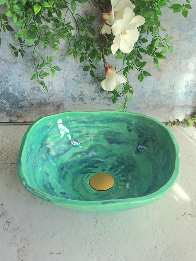 ceramic bathroom basin, ceramic sink, handcrafted sink, handcrafted basin, Jenny Hopps pottery, green basin, green sink