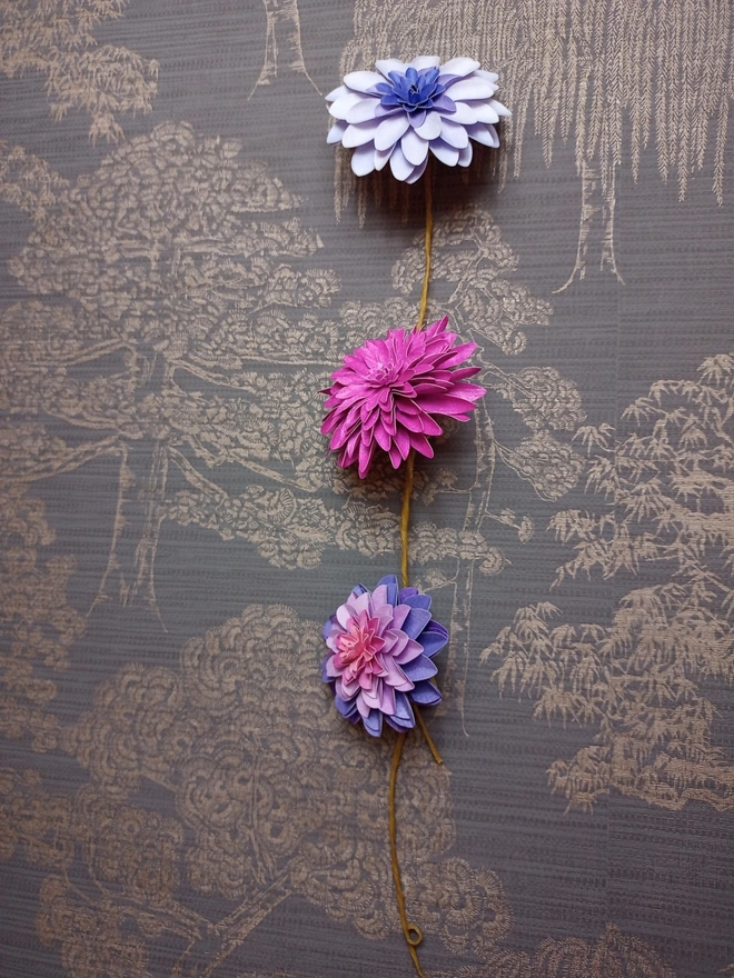 wall flowers; pink and purple dahlia garland