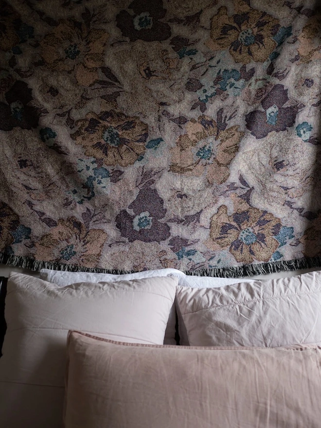 Ophelia Roses Blanket