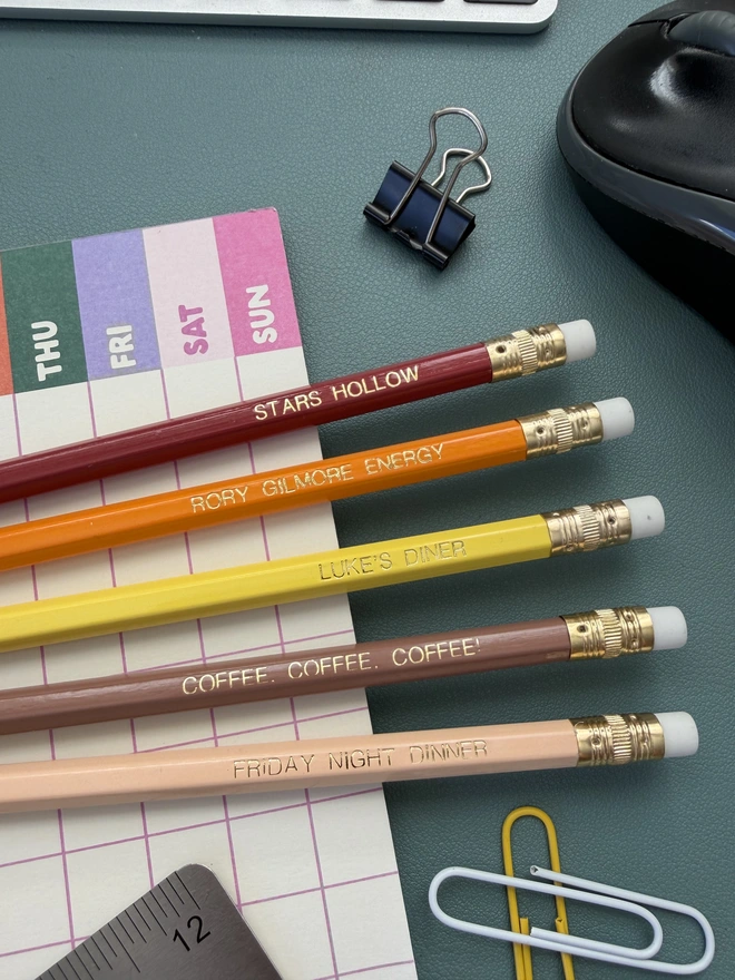Gilmore Girls 5 HB Pencil Set