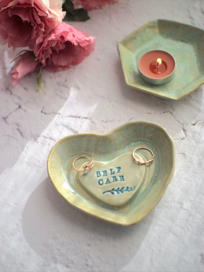 self care gift, ceramic gift, jewellery dish gift, gift for sister, gift for friend, gift for mum, gift for daughter, Ceramic trinket dish, ceramic jewellery dish, heart dish, ceramic heart dish, Jenny Hopps Pottery