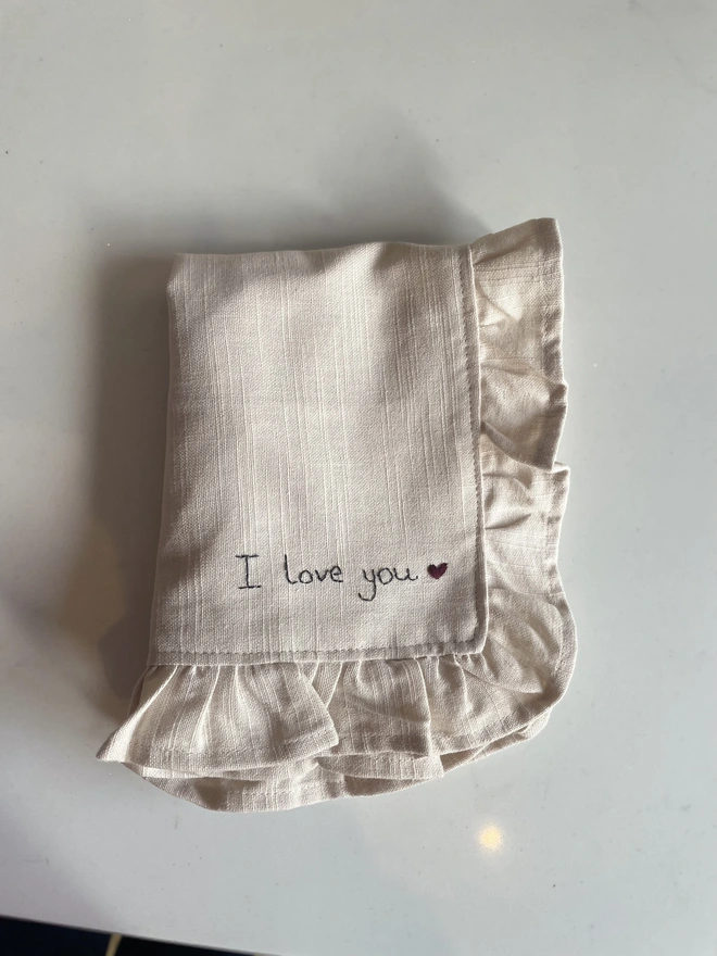 I love you_ruffle_Linen_Napkin_Valentines Day_Tablescape_BlossomandBramble_EMbroidery