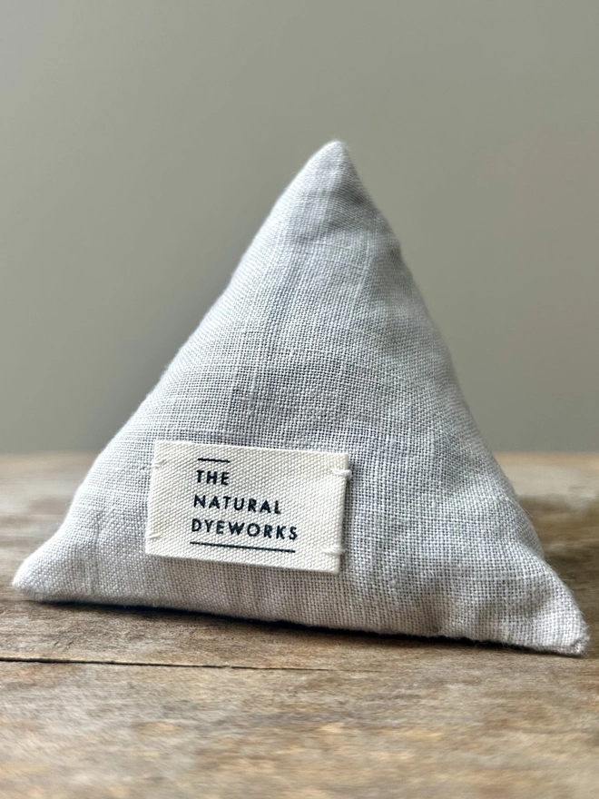 Dove Linen Lavender Bag