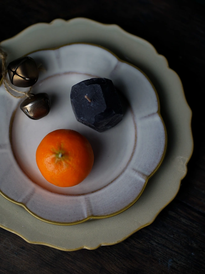 Satsuma & Small Coal Candle