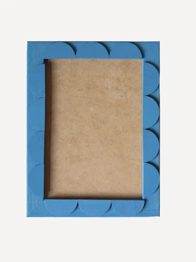 cornflower blue stained scallop frame