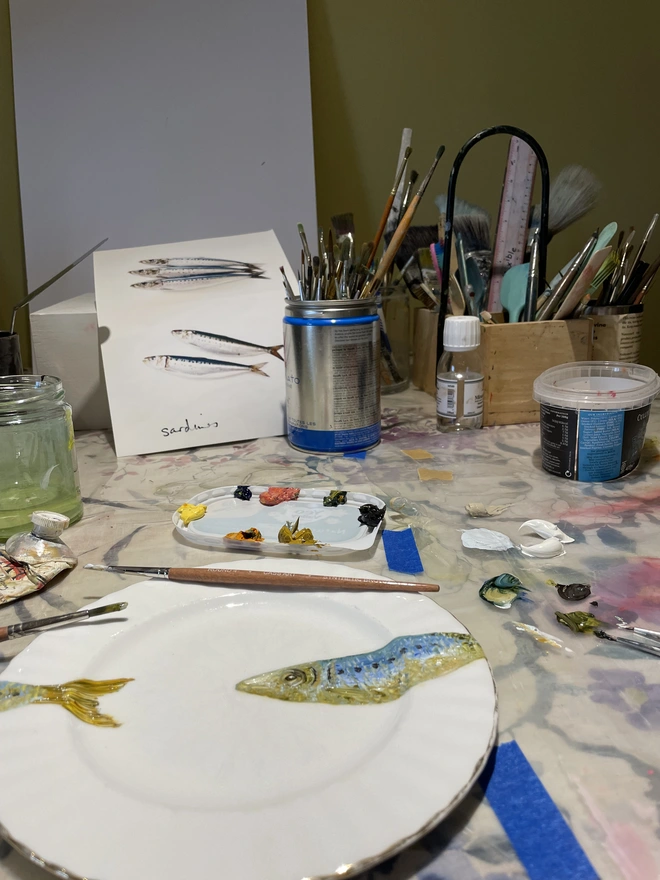 studio painting plates