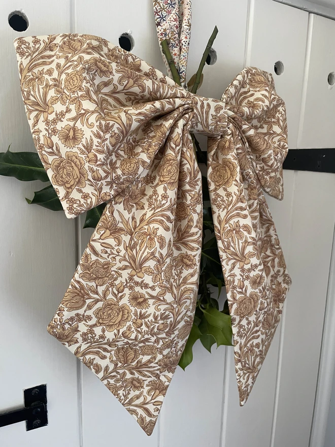 Liberty London Sambourne Print Large Bow Christmas Decoration