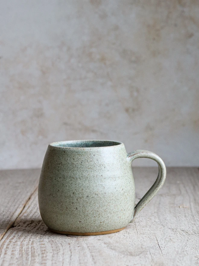 Handmade Ceramic Curve Mug