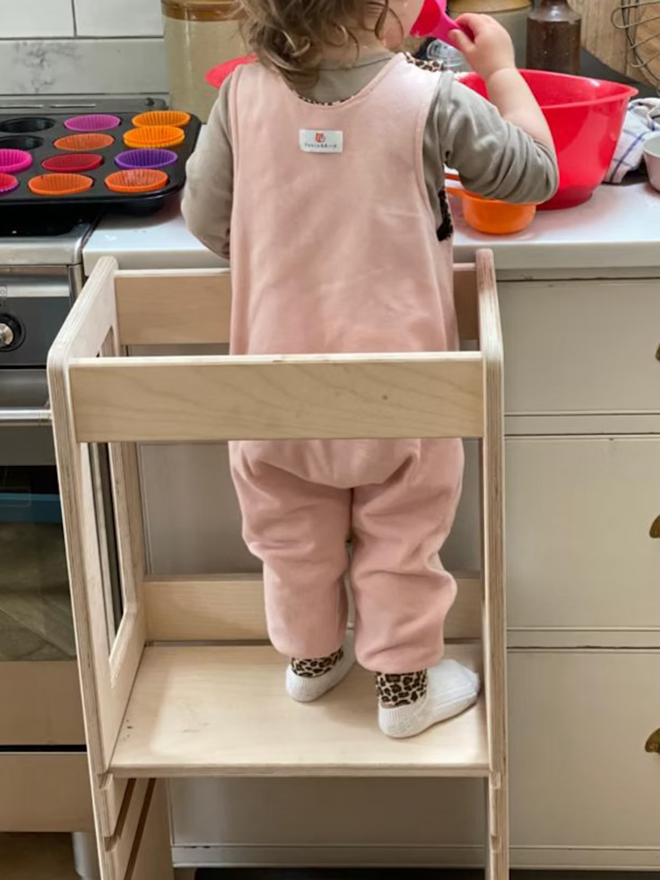 Helper Bear (Adjustable Play Tower)