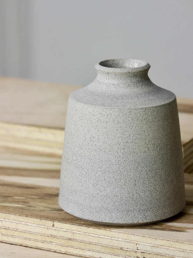 Ceramic Reed Diffuser in grey