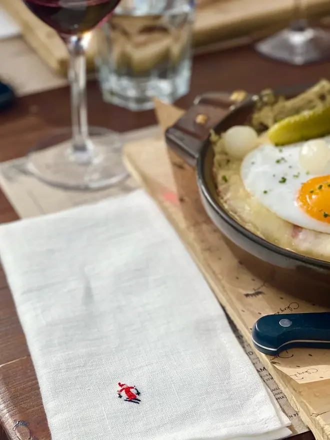 Snazzy Skiers Embroidered Napkins (Set Of 4 Or 6)