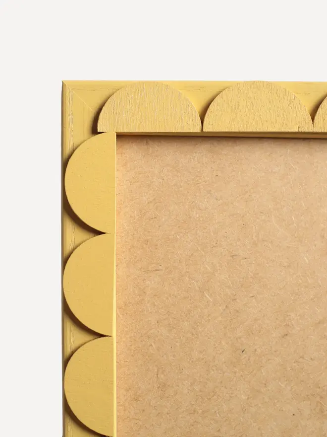 citrine yellow stained scallop frame