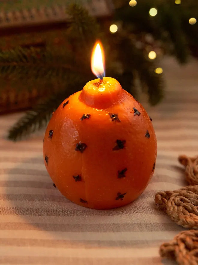 Christmas pomander candle
