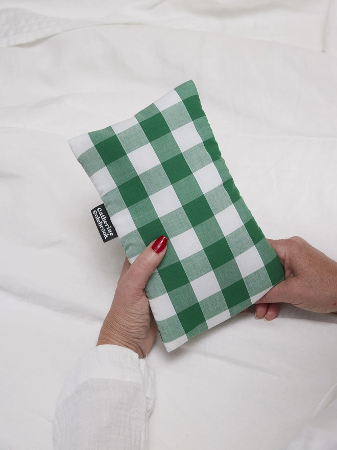 PERSONALISED GINGHAM CUTE HOT WATER BOTTLE - GREEN PLAIN