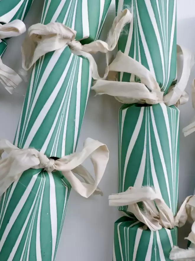 Green candy cane  Christmas crackers - Fill your own