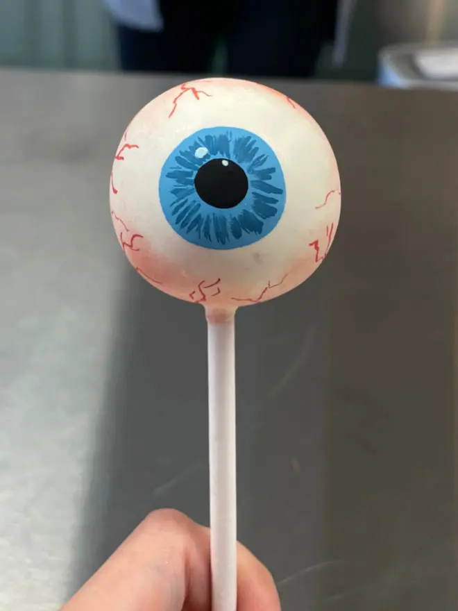 Realistic Eyeball Cake Pop