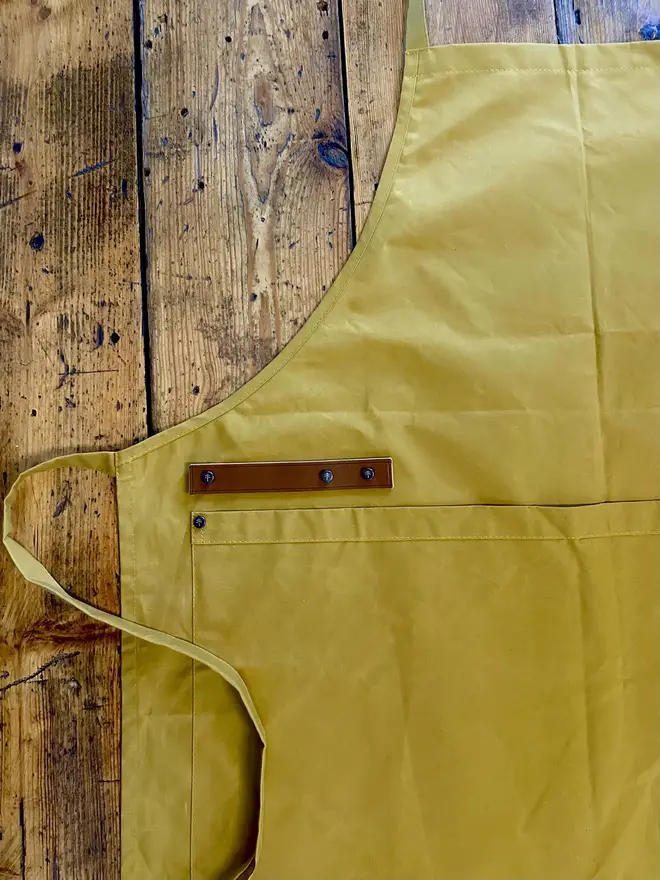 Plain Leather Strap (+ £10.50)