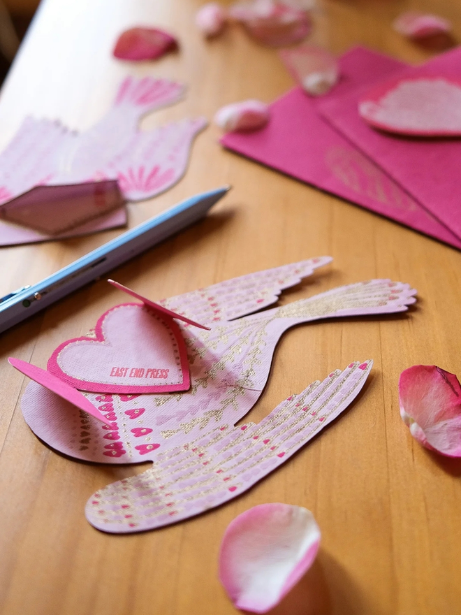 Heart bird Valentine's Day card