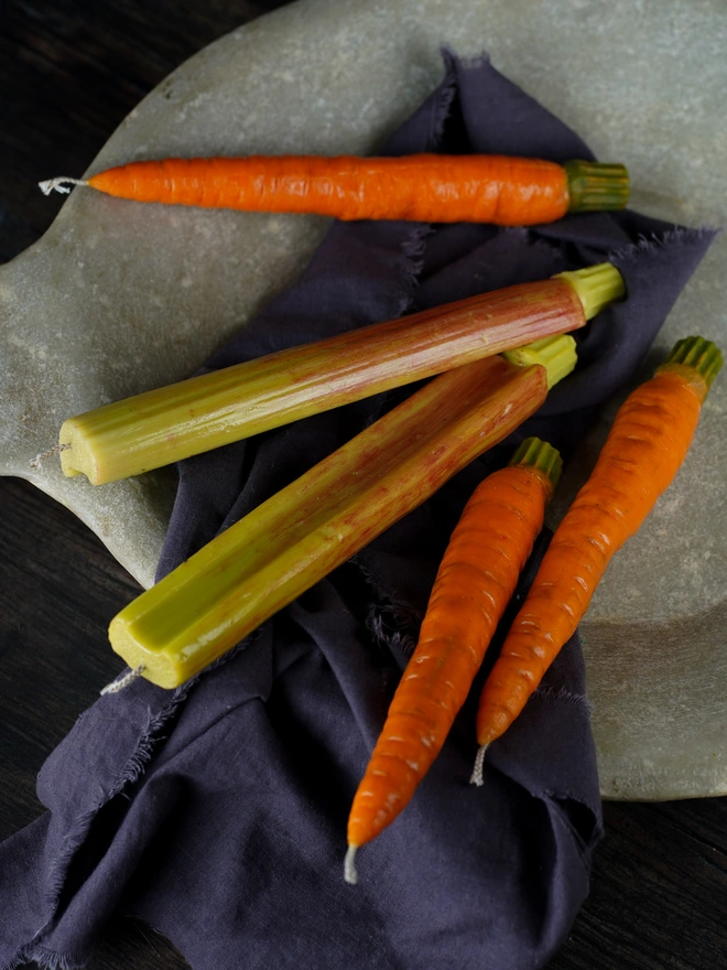 RHUBARB DINNER CANDLE