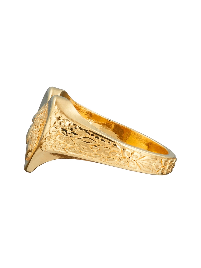 Lioness Heart Ring with Floral Side Detail