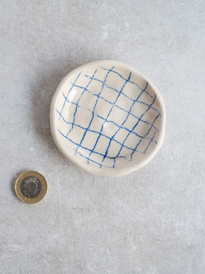 Wee Dishes. A dish with a grid design.