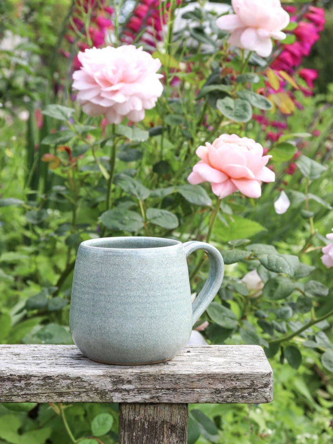Handmade Ceramic Curve Mug