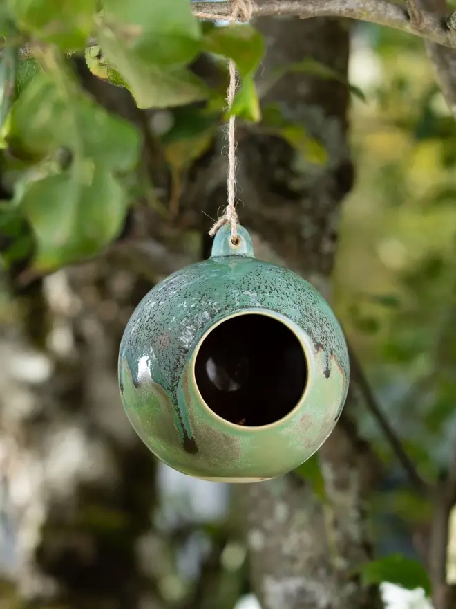 Water Moss Stoneware Ceramic Round Bird Feeder