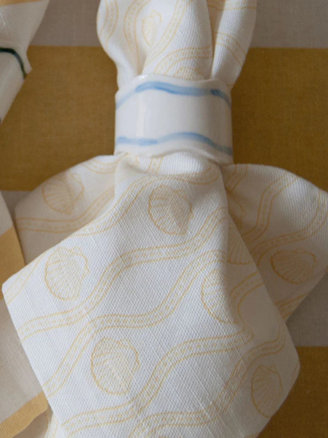 yellow scallop linen napkin