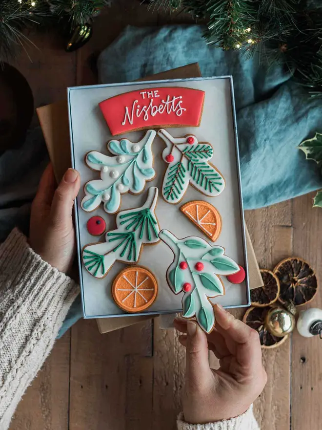 Christmas Garland Biscuit Gift