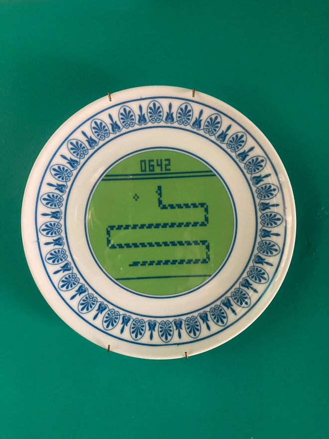 Snake, Nokia 3210, Nokia, old school, computer game, arcade game, snake plate, nokia plate, haus of lucy, unique gift, original gift, christmas, gift idea