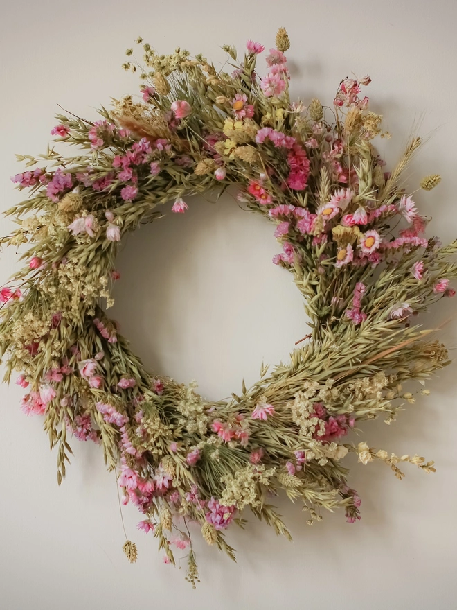 'Swaledale' Everlasting Dried Wreath