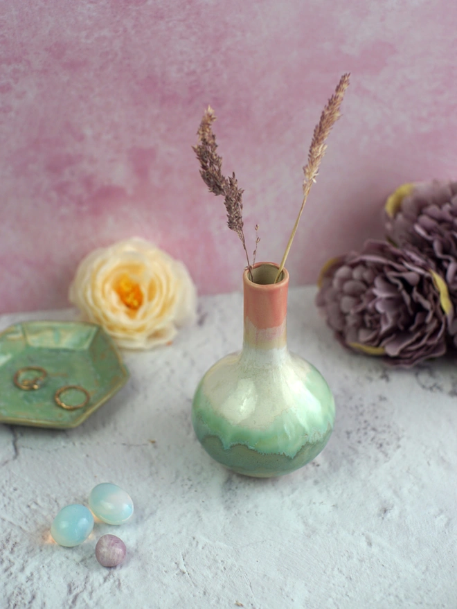 bud vase, small vase, mini vase, flower vase, Jenny Hopps Pottery, vase gift, easter gift, gift for mothers day, gift for mum