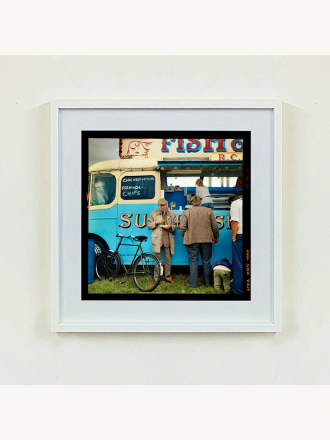 Fish and Chips Van Richard Heeps photography art print framed in white