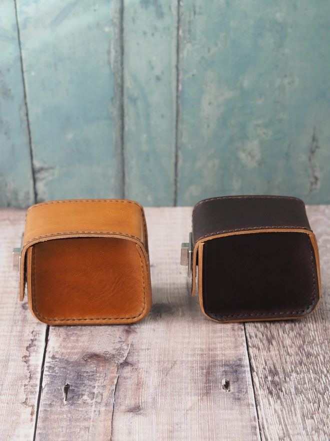 Rounded Corner style leather wrist watch case